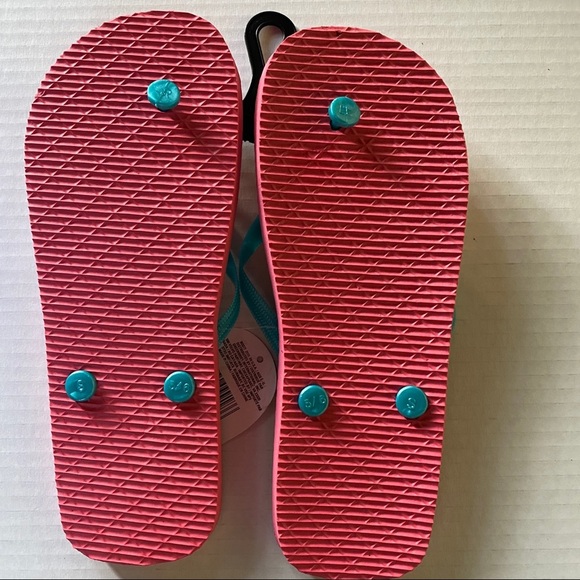 "Life is better in Flip Flops" | Summer Beachy Flip Flops; Size S(5/6) - Picture 3 of 8